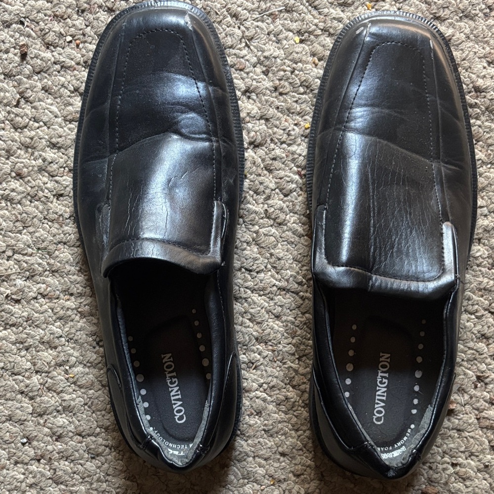 Covington Men's Classic Black Slip-On Loafers